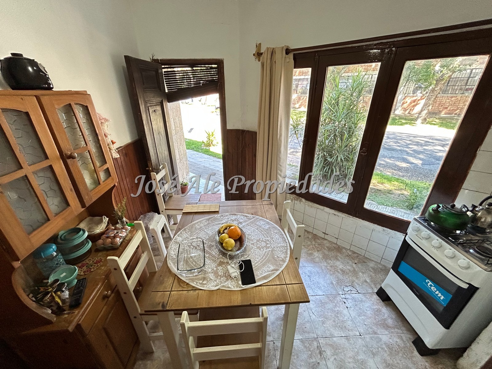 Imagen 6 de Casa con 2 apartamentos independientes.