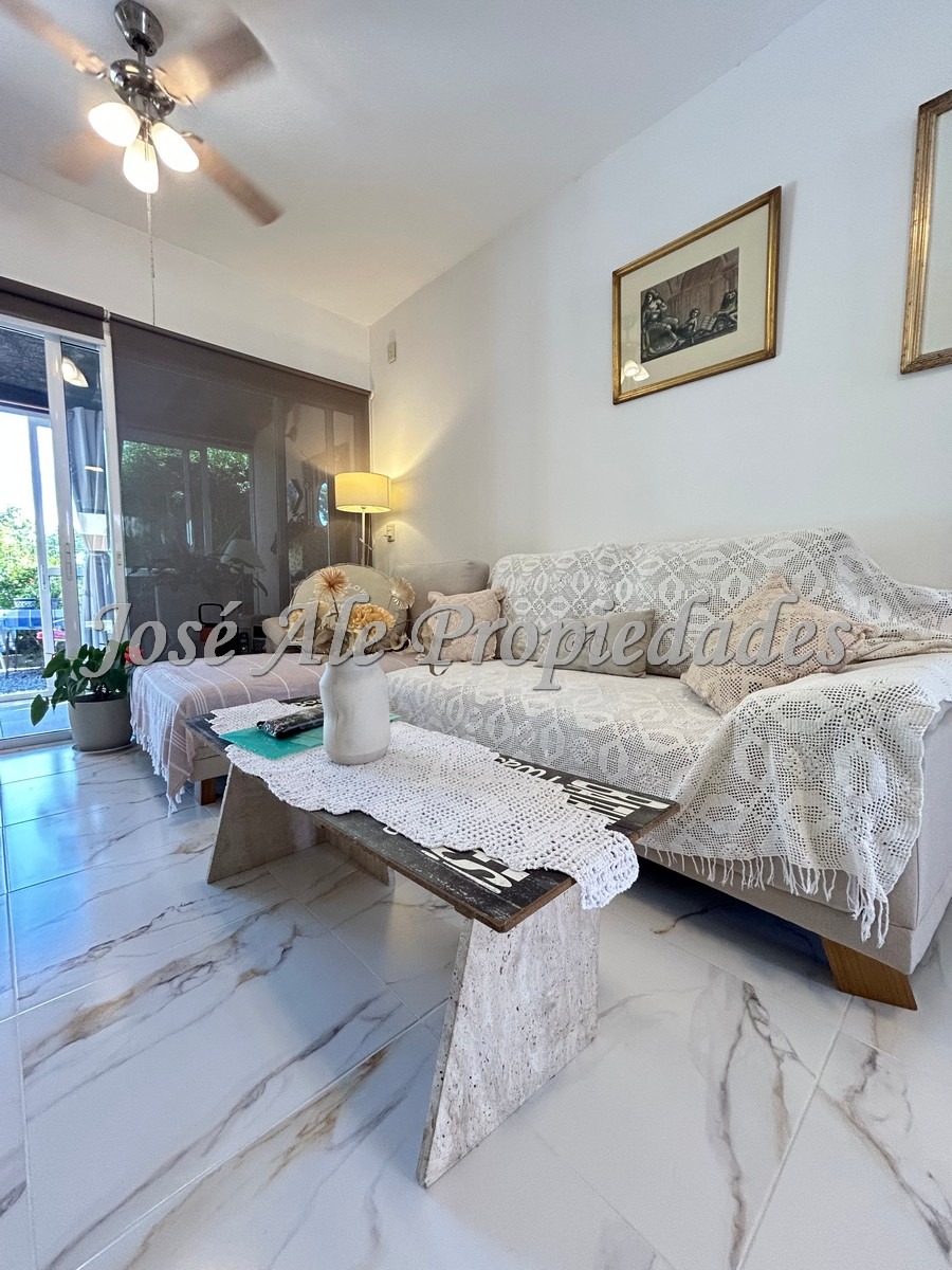 Imagen 5 de Hermoso apartamento de 1 dormitorio ubicado en el Real de San Carlos, próximo a la Rambla y Playas de Colonia.