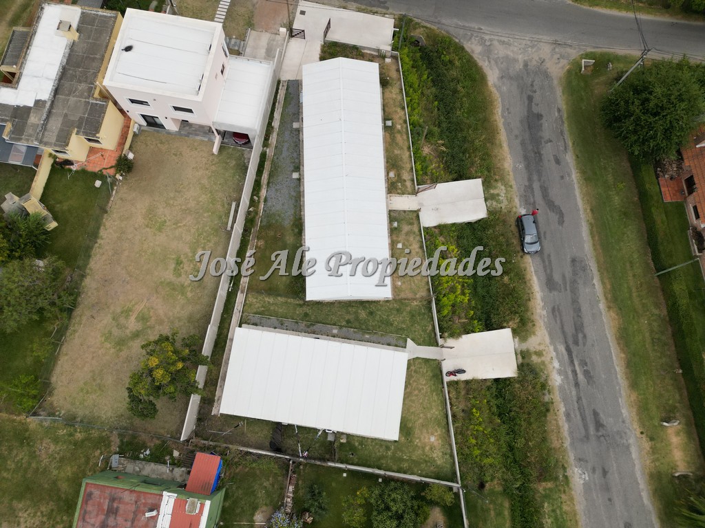 Imagen 2 de Monoambiente ubicado en el Real de San Carlos próximo al Liceo 2, CERP, IAE.