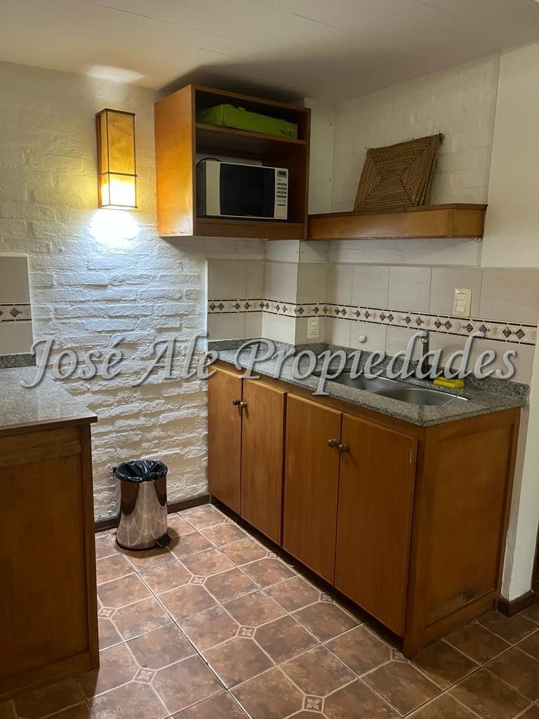 Imagen 4 de Apartamento completamente equipado y amoblado ubicado frente a la renovada Plaza de Toros de Colonia.