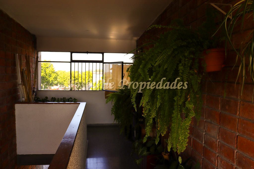 Imagen 5 de Vivienda ubicada en Complejo Habitacional INVE estratégicamente a pasos de todos los servicios.