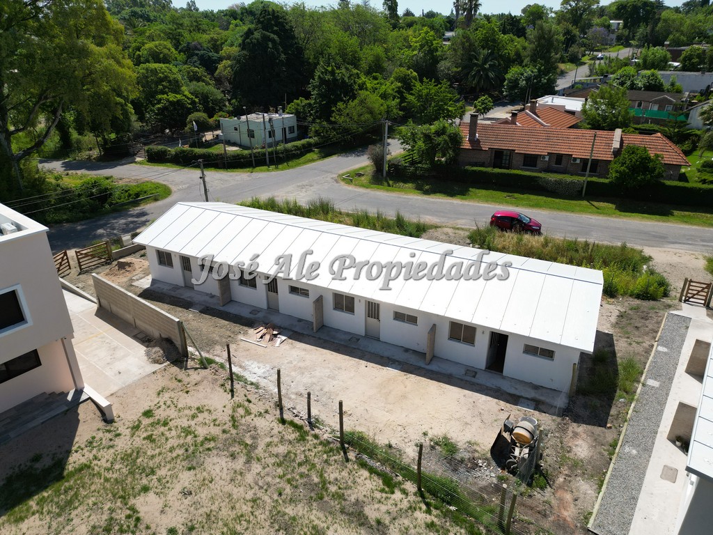 Imagen 2 de Hermosos monoambientes, se encuentran ubicados en el Real de San Carlos, próximos a la UDE, CERP y Liceo nº2.