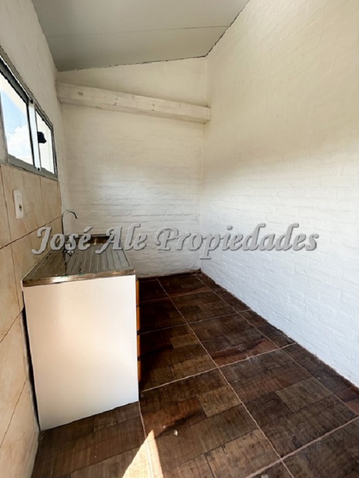 Imagen 7 de Hermosos monoambientes, se encuentran ubicados en el Real de San Carlos, próximos a la UDE, CERP y Liceo nº2.