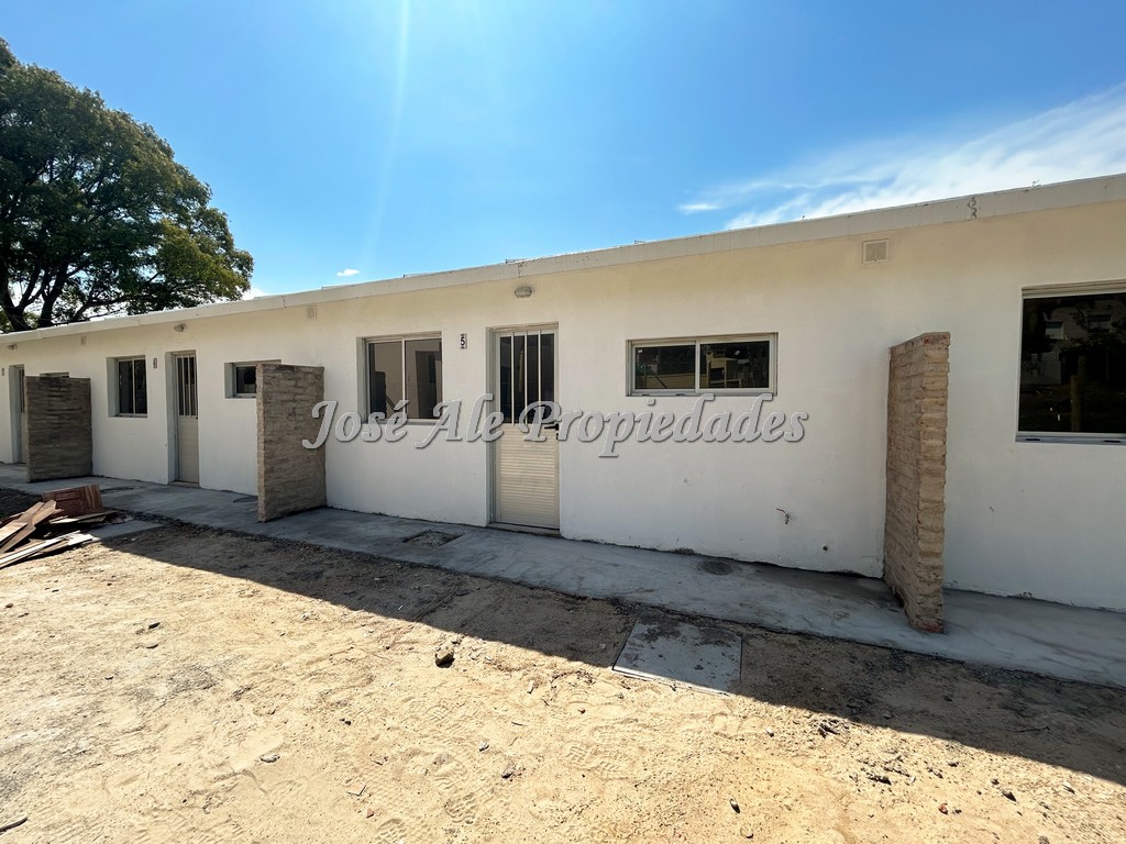 Imagen 2 de Hermosos apartamentos, se encuentran ubicados en el Real de San Carlos, próximos a la UDE, CERP y Liceo nº2.