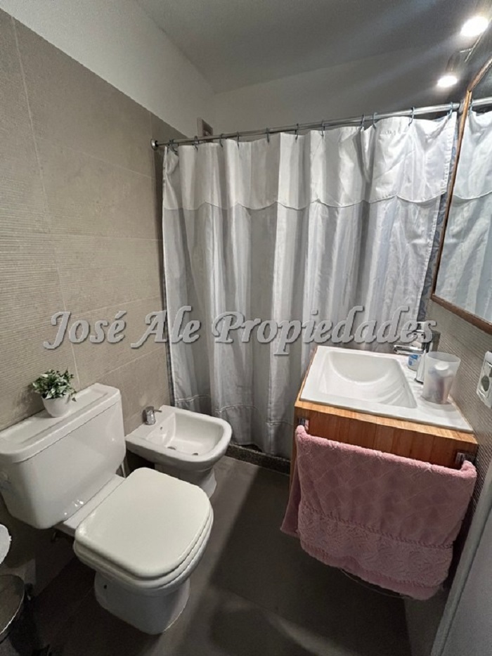 Imagen 9 de Hermoso apartamento de 3 dormitorios y 2 baños, ubicado en Avda. Principal de Colonia del Sacramento.