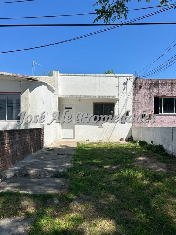 Imagen 1 de ¡OPORTUNIDAD DE INVERSIÓN! ! 2 Casas en PH  ubicadas a una cuadra de Av. principal Baltasar Brum.