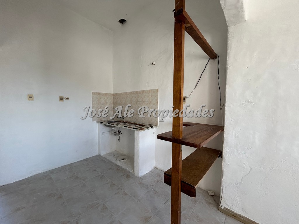 Imagen 3 de ¡OPORTUNIDAD DE INVERSIÓN! ! 2 Casas en PH  ubicadas a una cuadra de Av. principal Baltasar Brum.