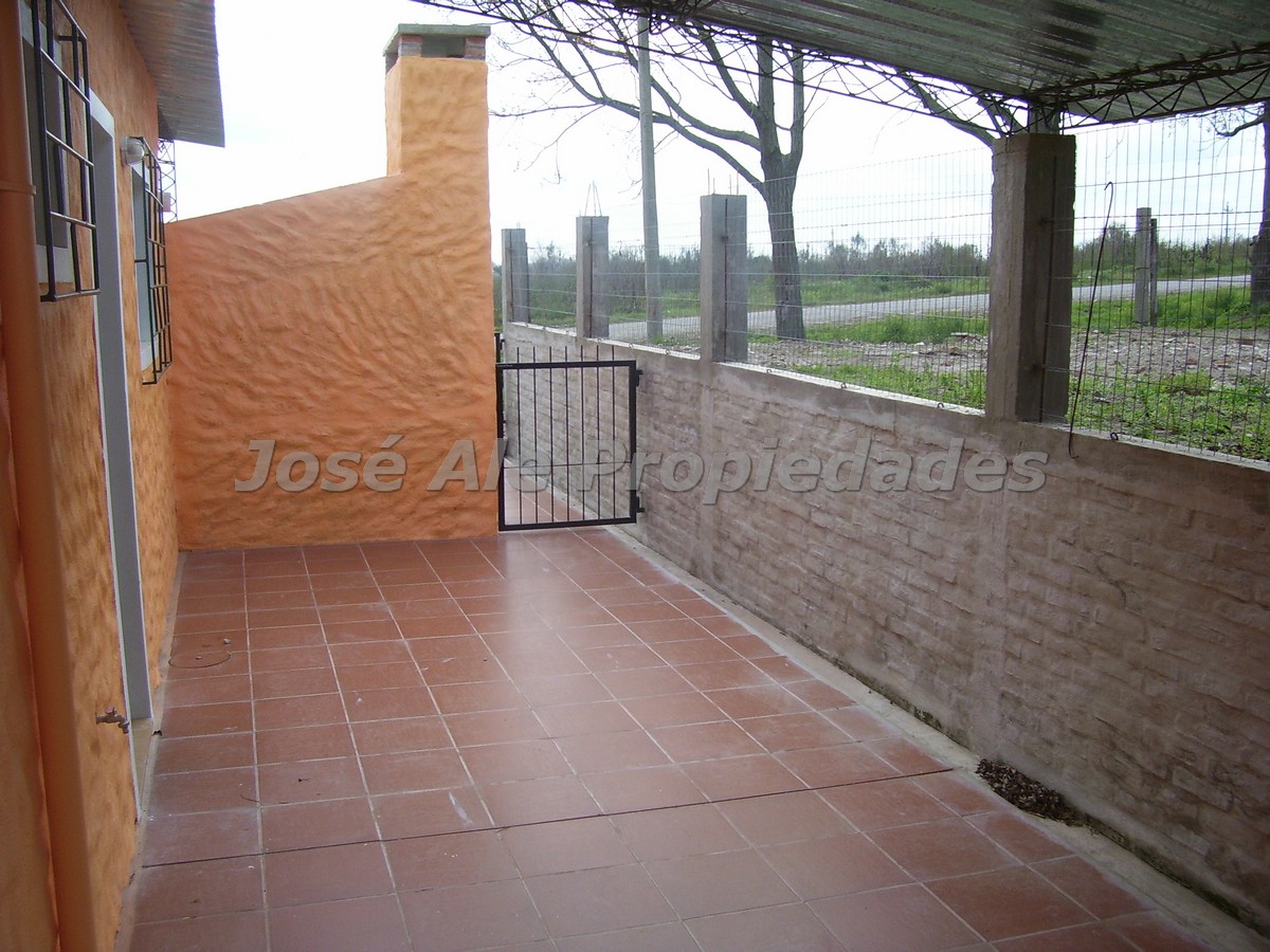 Imagen 10 de EN ALQUILER Propiedad en zona de nuevo hospital, próxima a zona comercial tres avenidas y Colonia Shopping.