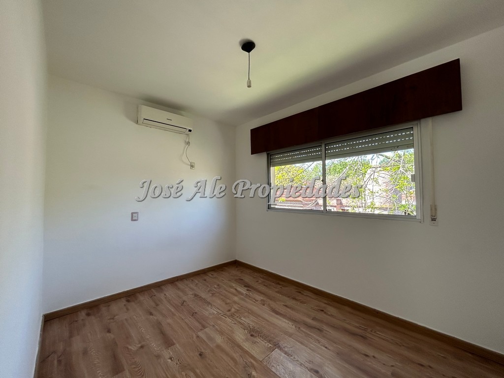 Imagen 8 de Hermoso apartamento ubicado en el centro de la ciudad, muy próximo al Puerto Comercial y Ciudad Vieja.