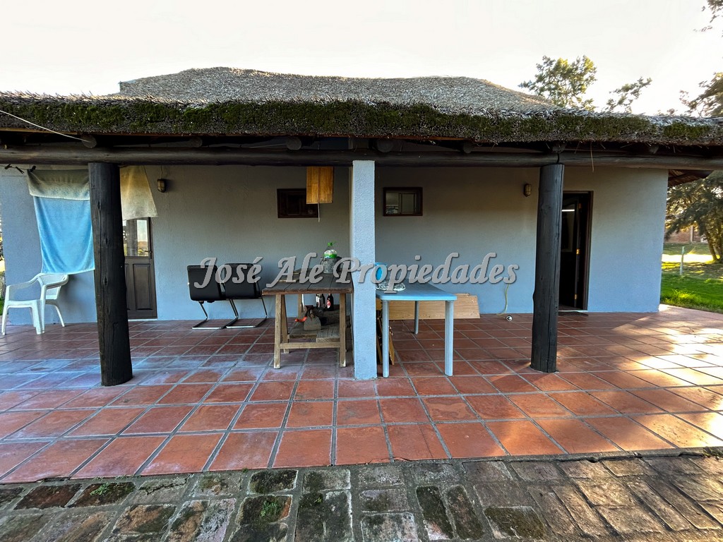 Imagen 8 de Casa en Laguna de los Patos próximo a Bodega Bernardi, a pocos minutos del centro de la ciudad de Colonia.