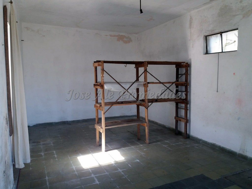 Imagen 7 de Propiedad en esquina con excelente ubicación a paso de todo