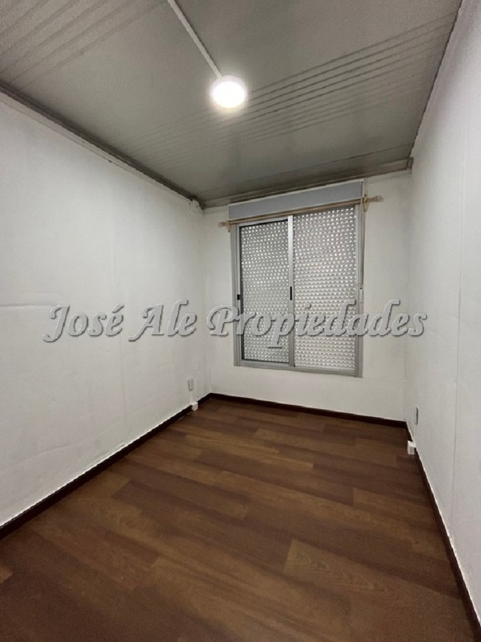 Imagen 5 de Apartamentos de 1 dormitorio, ubicados en el Real de San Carlos, calle At. Sierra a 50m de Luis Alberto de Herrera.