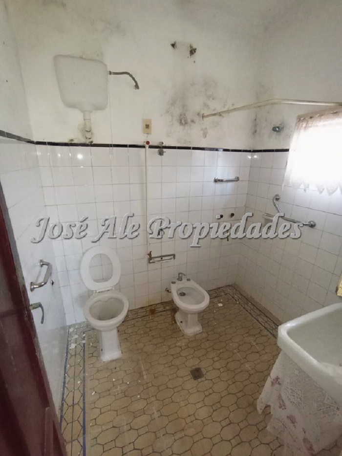 Imagen 6 de Casa en Pueblo Nuevo, a dos cuadras de las 3 avenidas y próxima a todos los servicios.