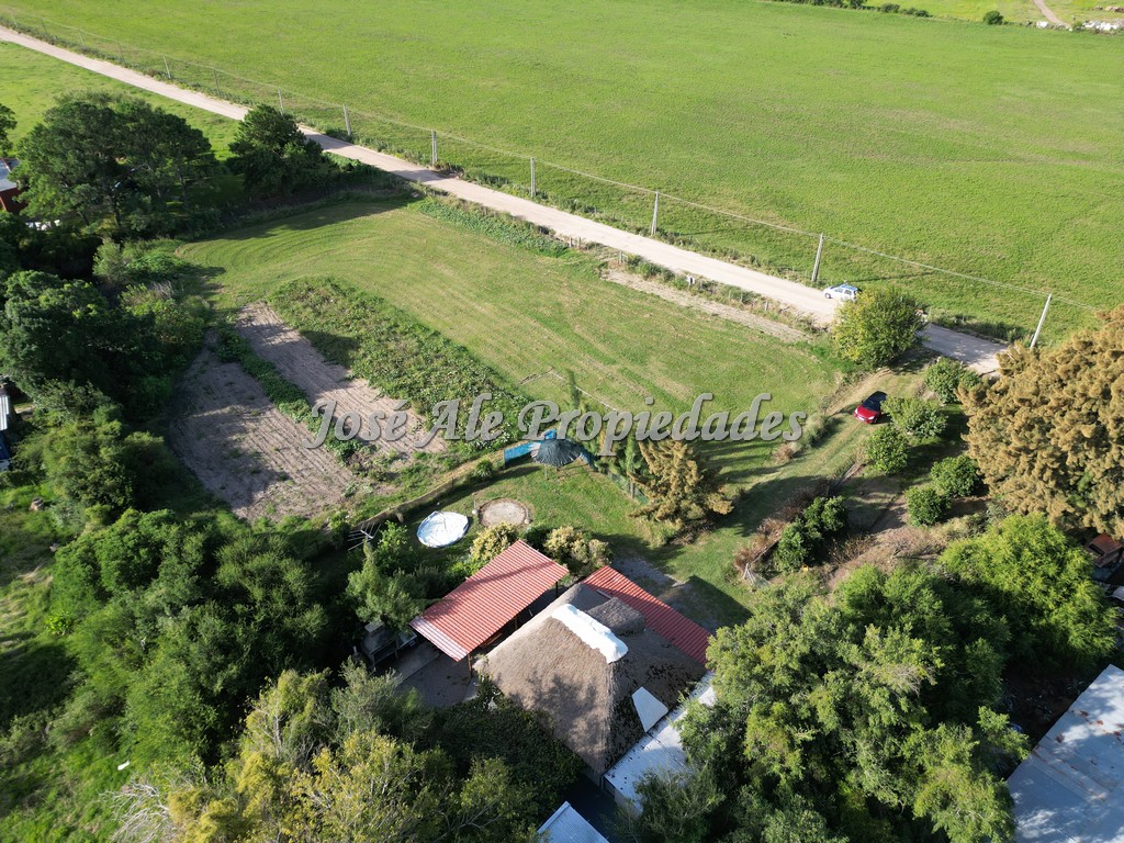 Imagen 10 de Casa ubicada próxima a la Bodega Bernardi a pocos minutos del centro de la ciudad de Colonia.