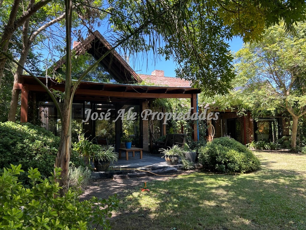 Imagen 9 de EN VENTA Y EN ALQUILER Sorprendente propiedad ubicada a una cuadra de la Rambla y playas de Colonia.