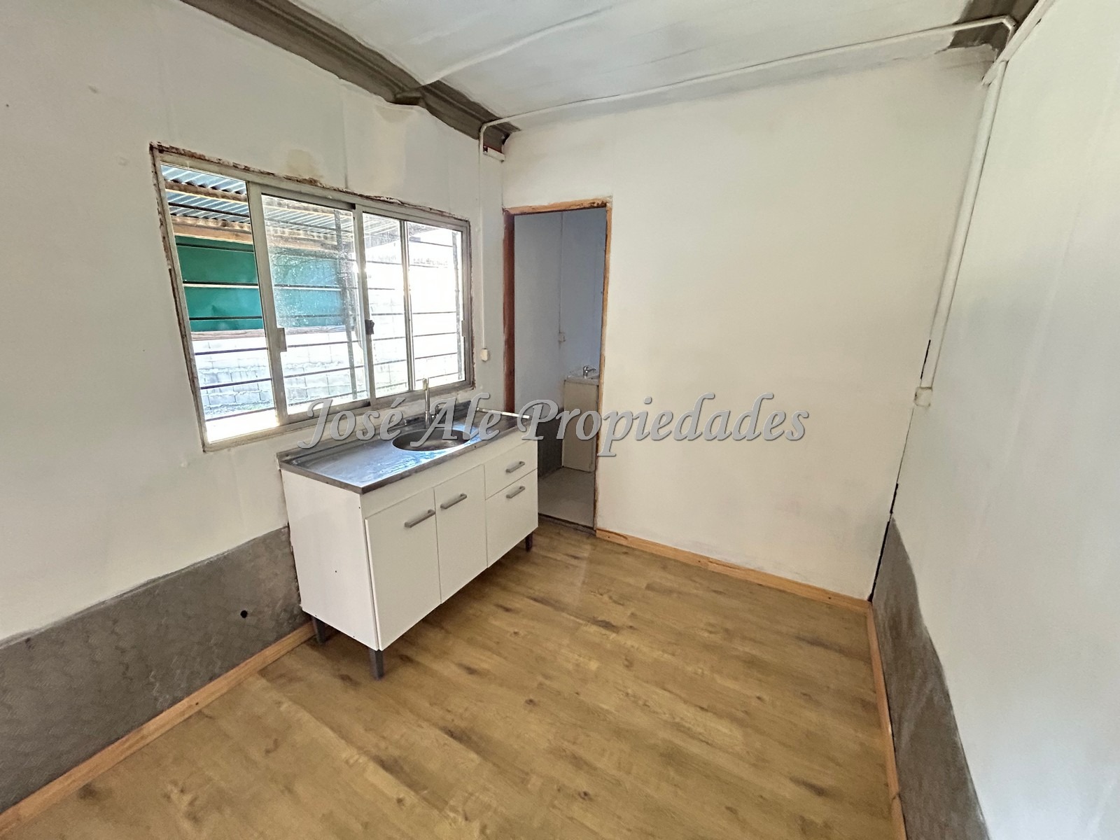 Imagen 4 de Monoambiente ubicado en el Real de San Carlos, Colonia.