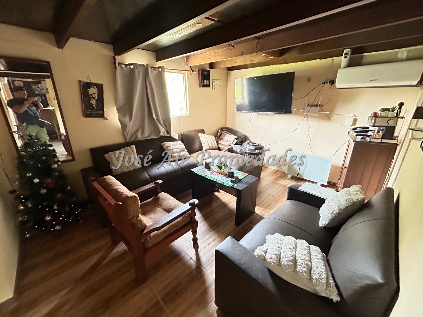 Imagen 5 de Casa de 2 dormitorios, de buen predio, ubicada en barrio El General, Colonia.