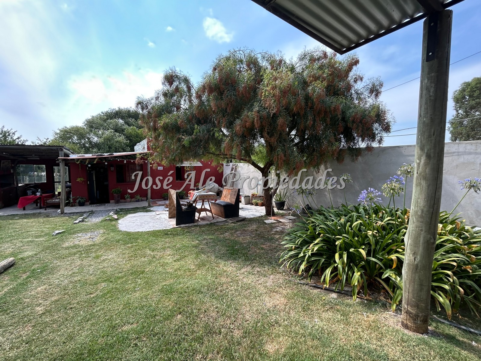 Imagen 8 de Casa de 2 dormitorios, de buen predio, ubicada en barrio El General, Colonia.