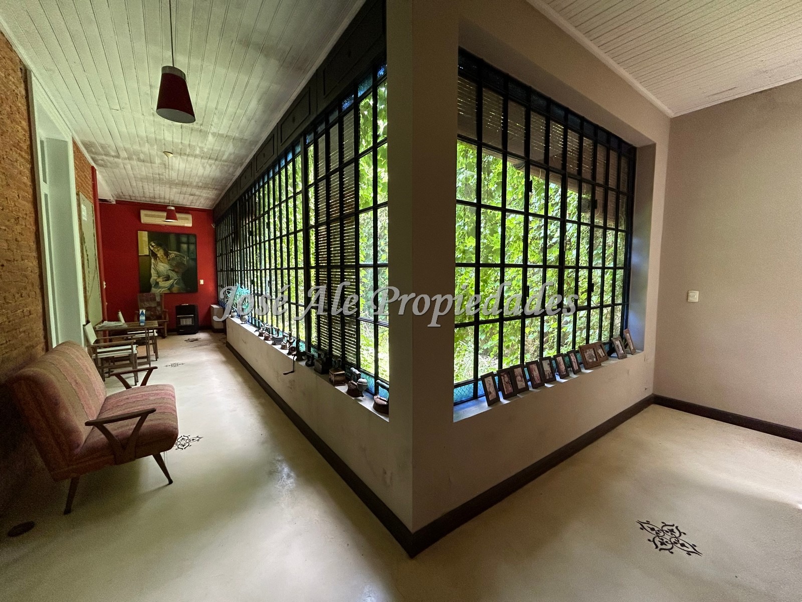 Imagen 3 de Casa de 3 dormitorios, de estilo colonial.