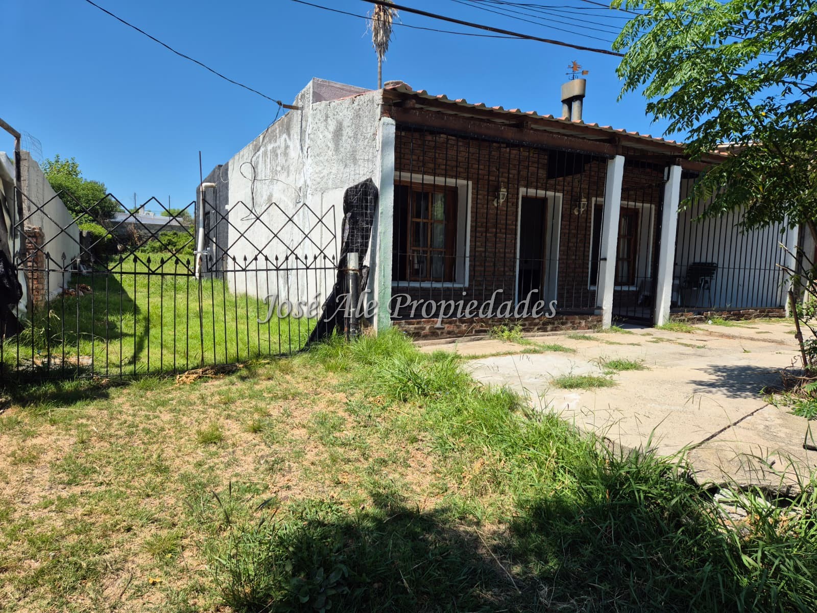 Imagen 8 de Casa de 2 dormitorios, ubicada a pocas cuadras de la Av Aparicio Saravia, Colonia.