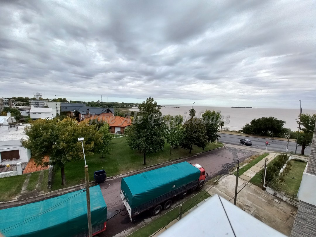 Imagen 6 de Espectacular apartamento de un dormitorio en edificio residencial frente al Rio de la Plata.