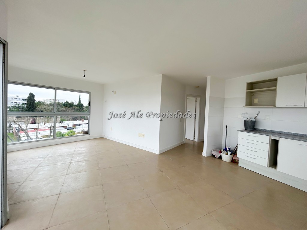 Imagen 5 de Espectacular apartamento de un dormitorio en edificio residencial frente al Rio de la Plata.