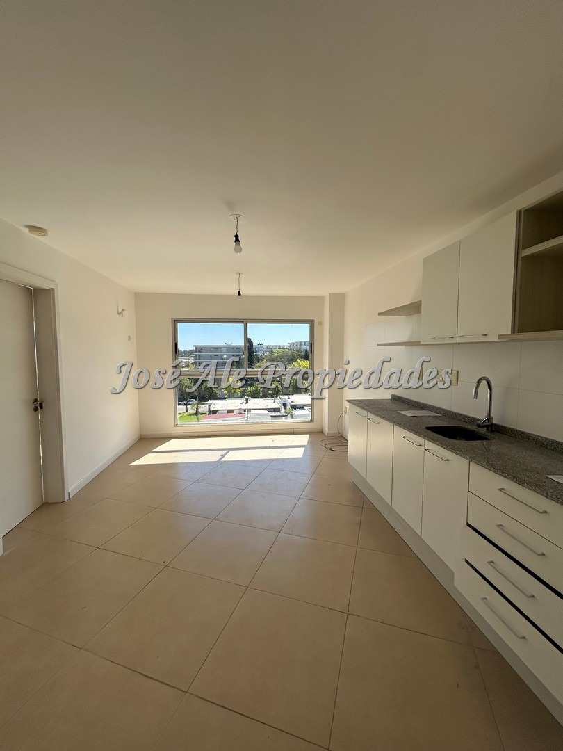 Imagen 1 de Espectacular apartamento de un dormitorio en edificio residencial frente al Rio de la Plata.