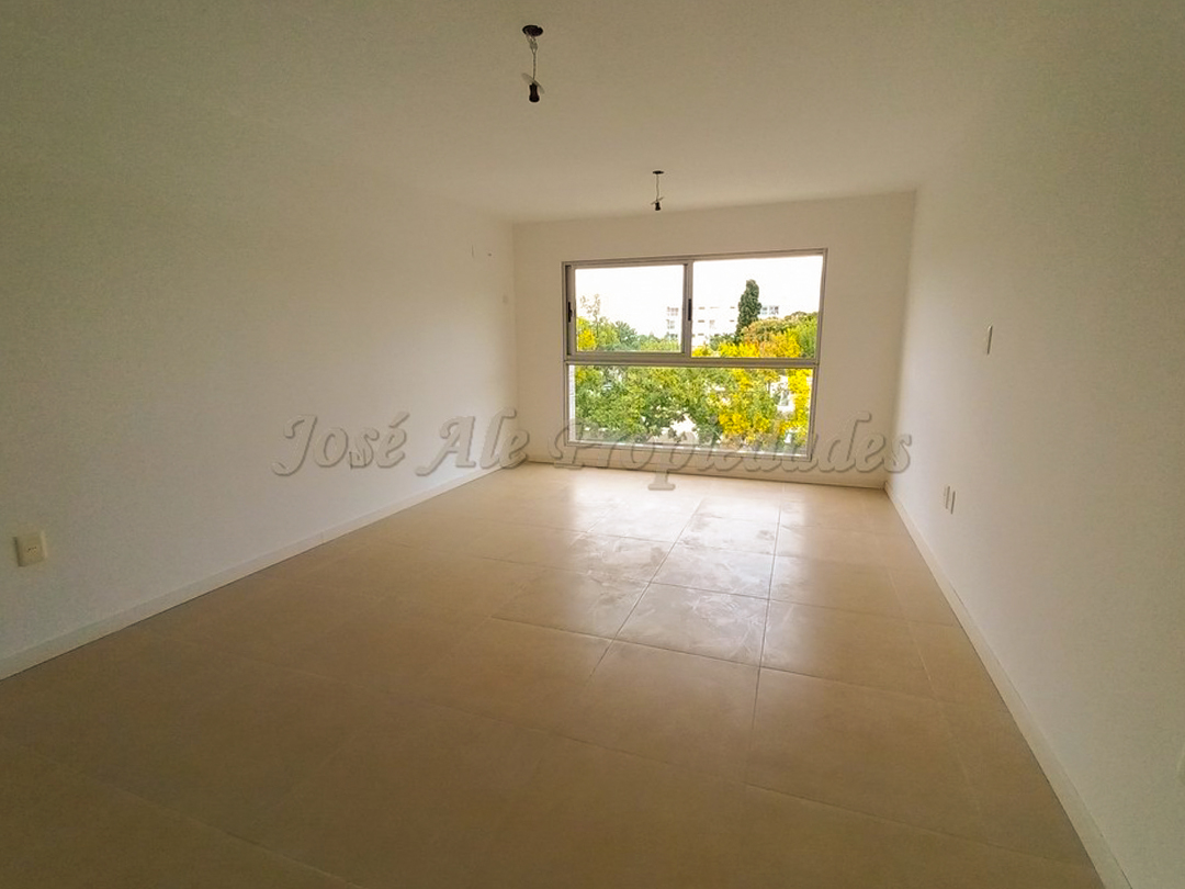 Imagen 1 de EN VENTA Espectacular monoambiente en edificio residencial frente al Rio de la Plata.