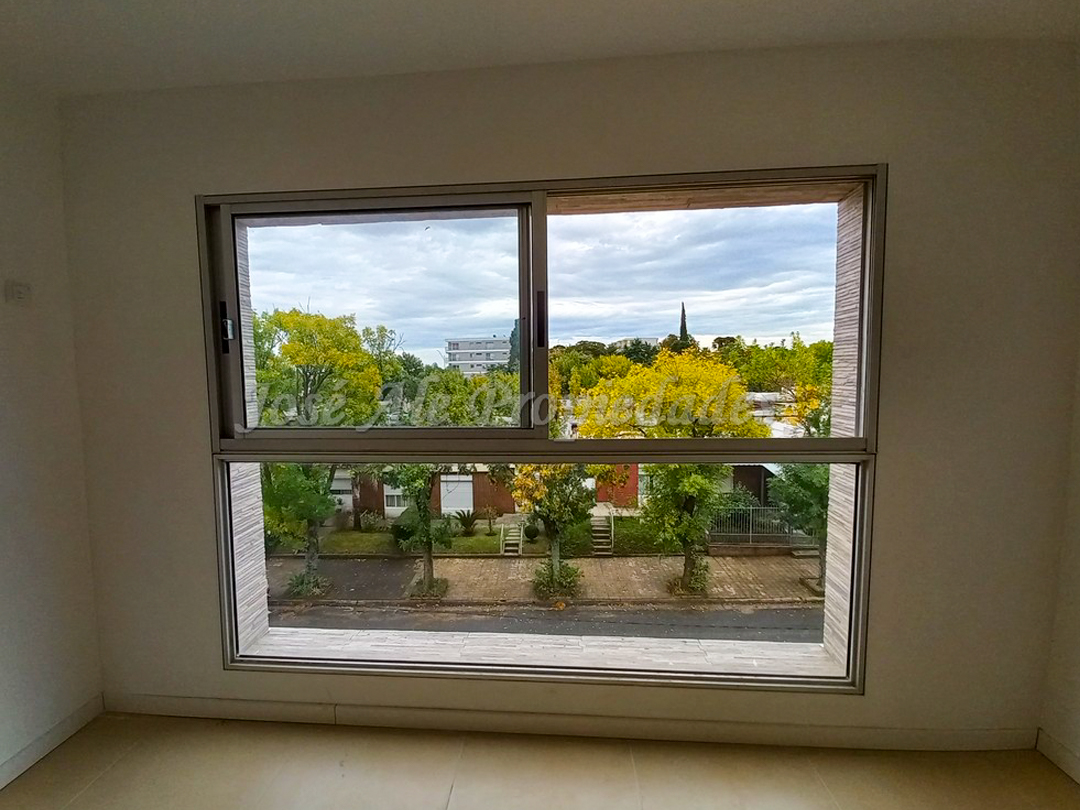 Imagen 4 de EN VENTA Espectacular monoambiente en edificio residencial frente al Rio de la Plata.