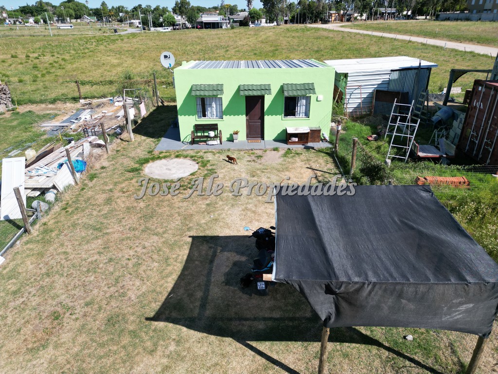 Imagen 2 de Casa ubicada en el general, en agradable barrio en pleno crecimiento.