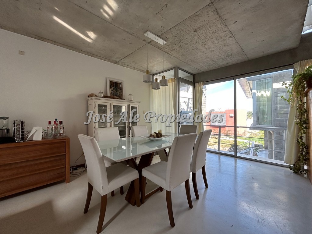 Imagen 4 de Apartamento de 1 dormitorio a corta distancia de Rambla de Colonia y a pasos de todos los servicios.