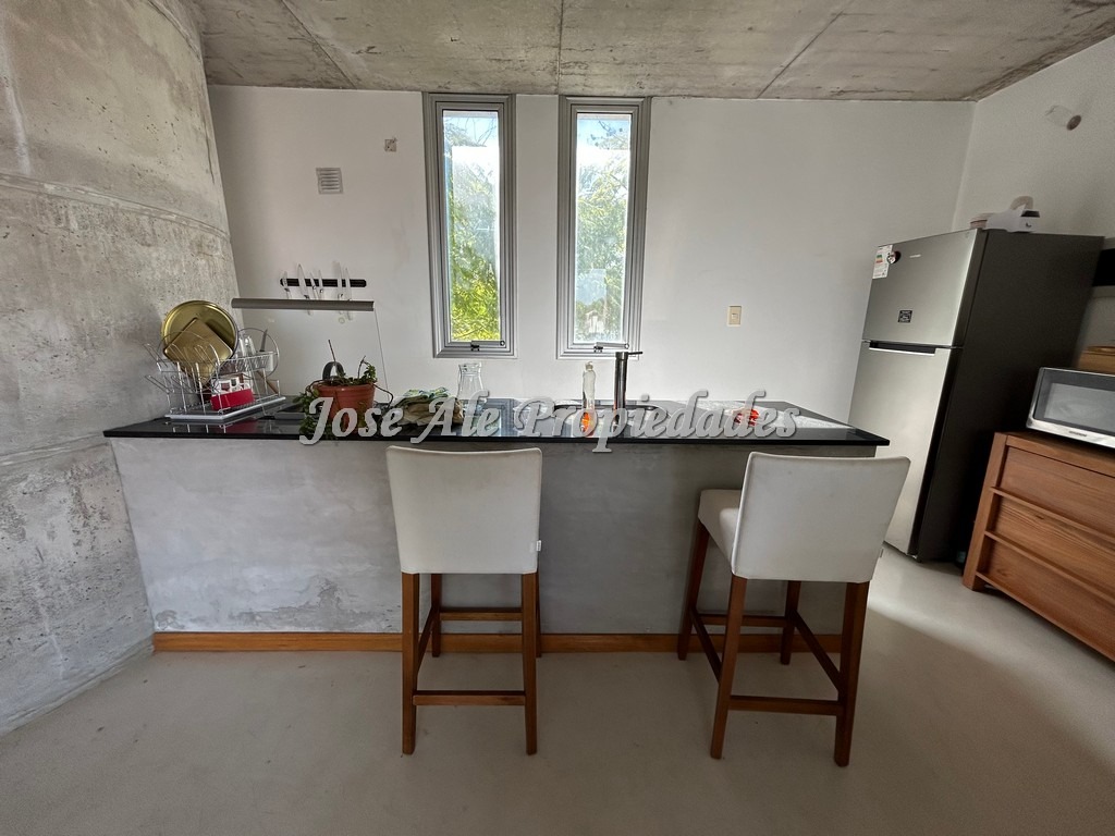 Imagen 6 de Apartamento de 1 dormitorio a corta distancia de Rambla de Colonia y a pasos de todos los servicios.