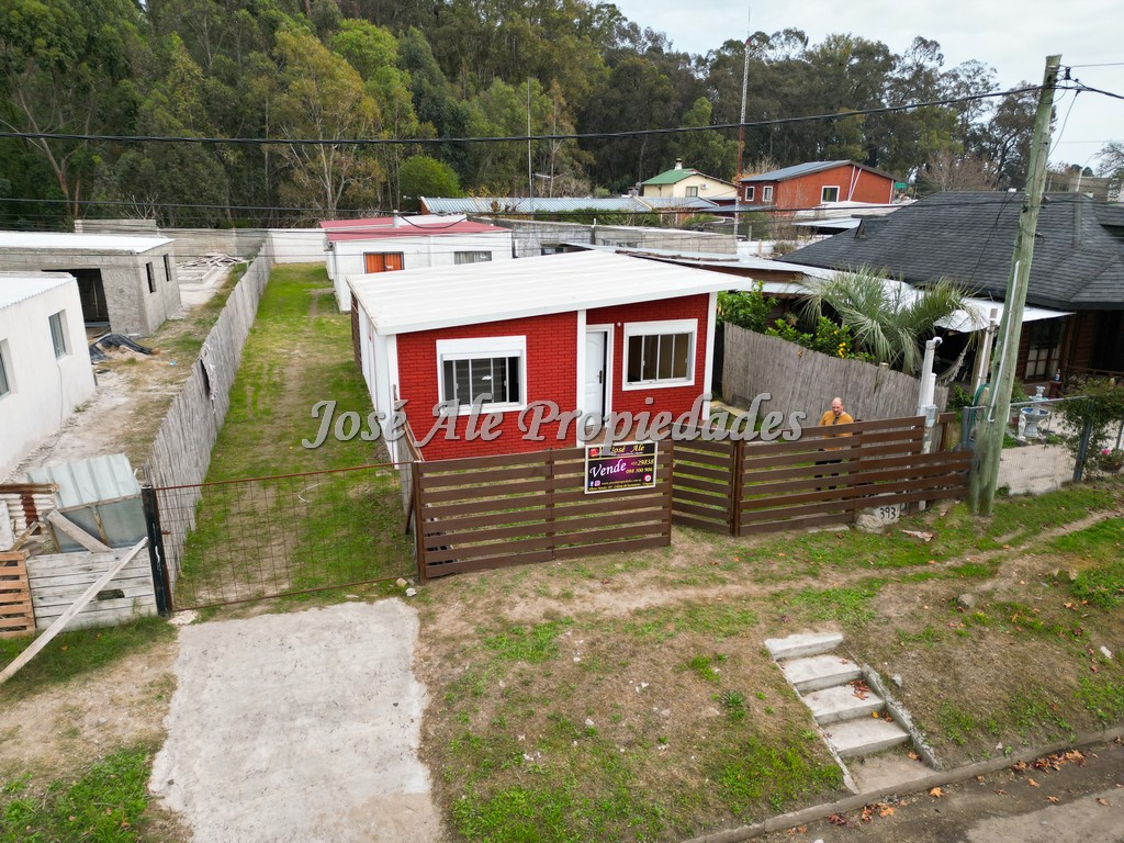 Imagen 1 de Hermosa propiedad se encuentra ubicada en el barrio los nogales, próxima todos los servicios.