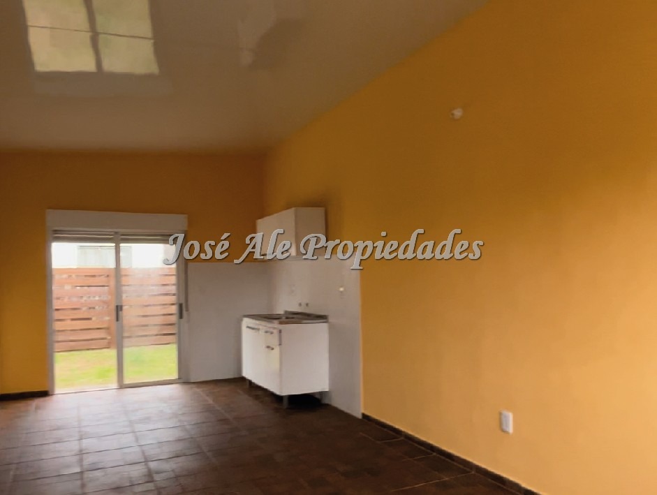 Imagen 3 de Hermosa propiedad se encuentra ubicada en el barrio los nogales, próxima todos los servicios.