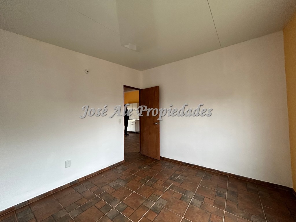 Imagen 6 de Hermosa propiedad se encuentra ubicada en el barrio los nogales, próxima todos los servicios.