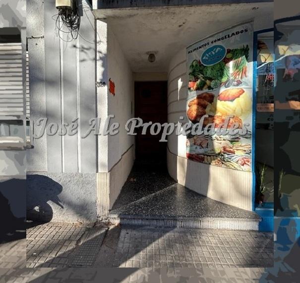 Apartamento de 1 dormitorio, ubicado en el centro de la ciudad de Colonia.