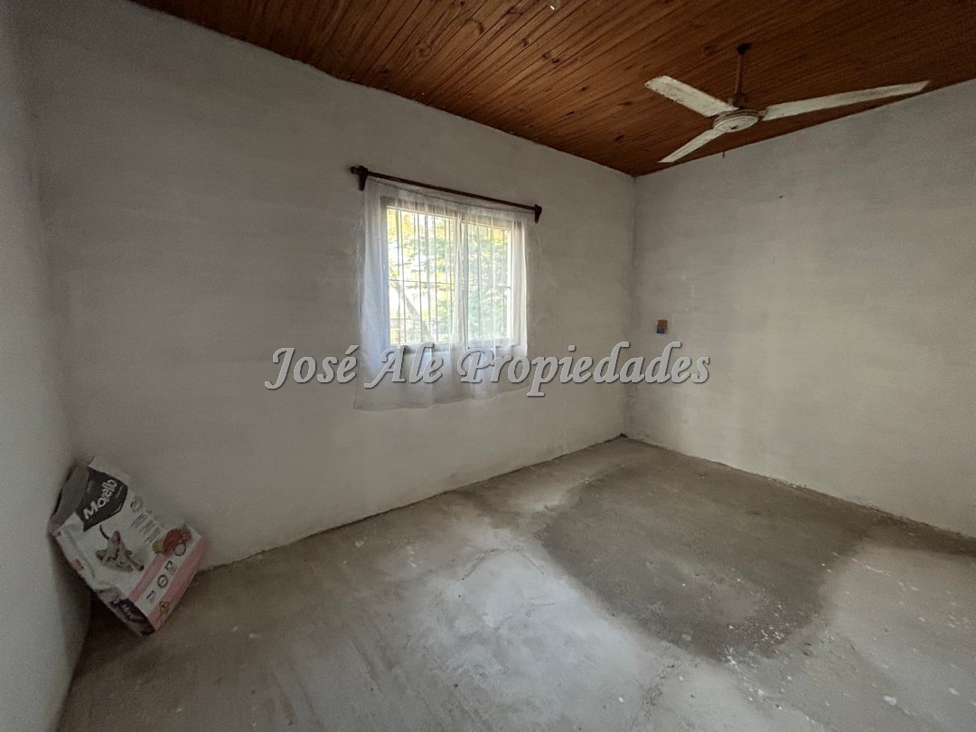 Imagen 6 de Casa ubicada próxima al nuevo hospital, a pasos de todos los servicios.