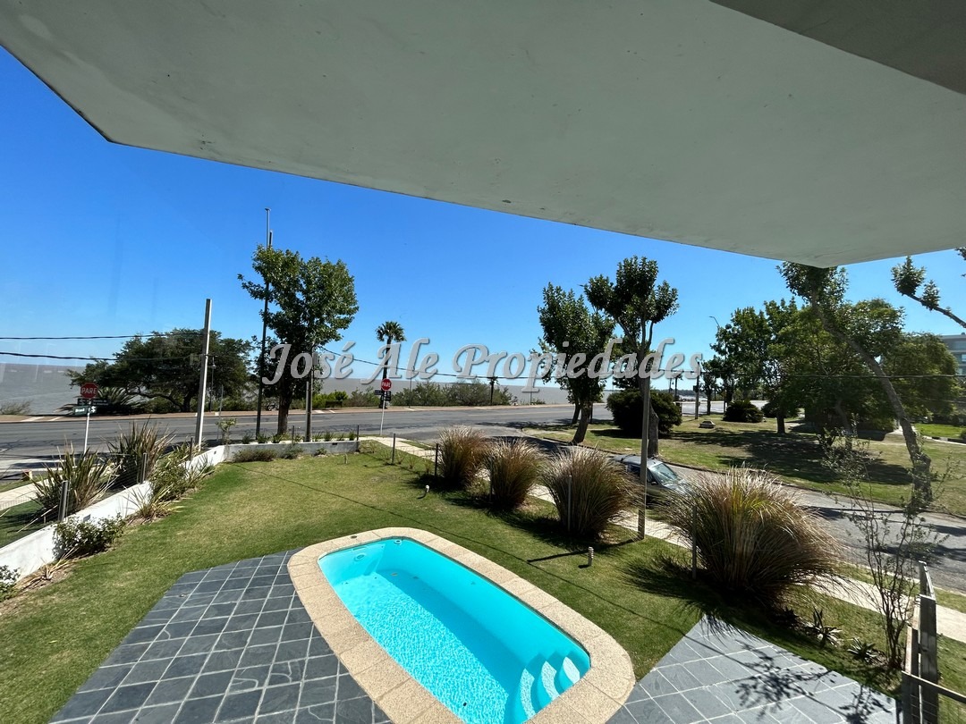 Imagen 7 de EN ALQUILER Espectacular apartamento de un dormitorio en edificio residencial frente al Rio de la Plata.