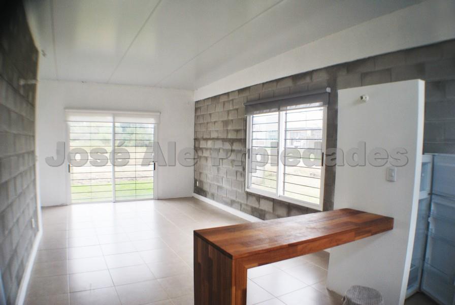 Imagen 4 de Propiedad ubicada en zona Real de San Carlos, cerca de todos los centros de estudios.