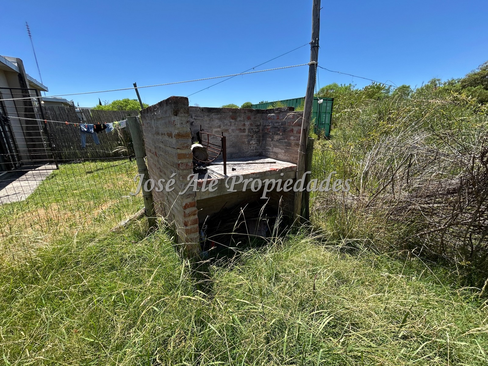 Imagen 9 de EN VENTA Propiedad ubicada en zona Real de San Carlos, cerca de todos los centros de estudios.