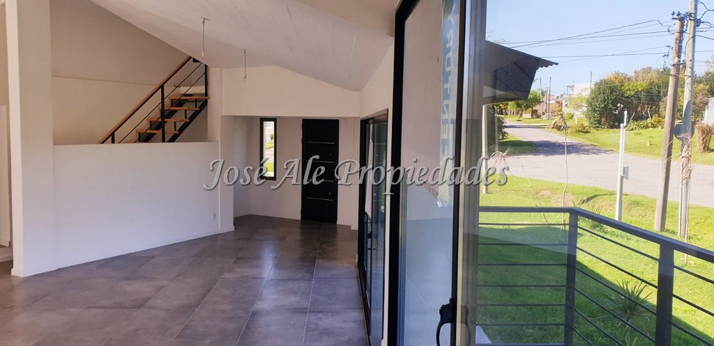 Imagen 8 de Exclusiva y muy completa casa ubicada a metros de la mágica e histórica plaza de toros, rodeada de un entorno agradable y tranquilo.