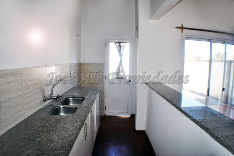 Imagen 4 de Casa en complejo Real de San Carlos, ubicada a pasos de la plaza de toros y de todos los servicios.