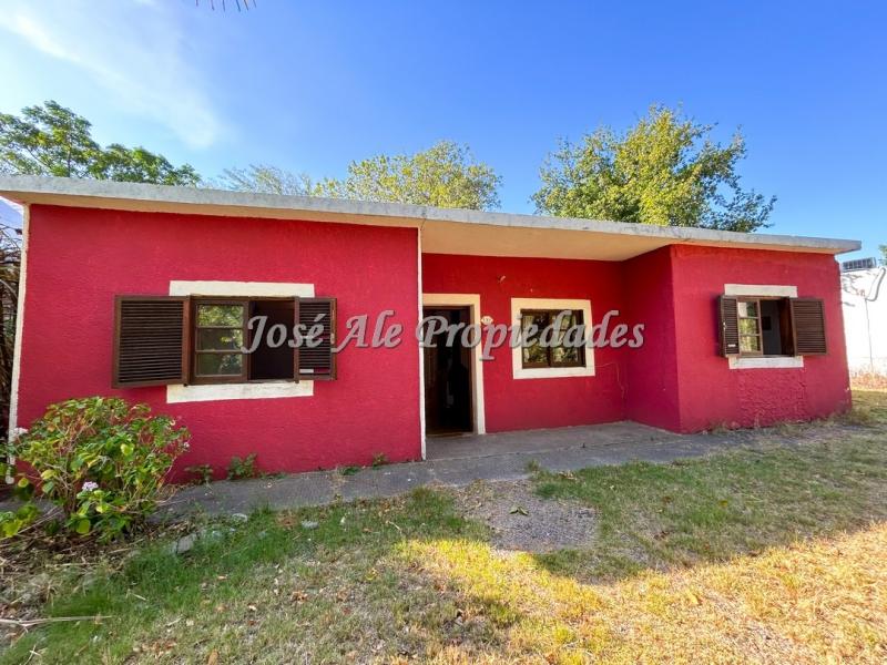 Propiedad en ubicada en el Real de San Carlos sobre calle Libertadores en hermosa zona balnearia.