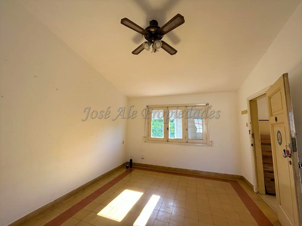 Imagen 2 de Vivienda ubicada en Complejo INVE, a metros de Colonia Shopping y zona comercial Tres Avenidas.