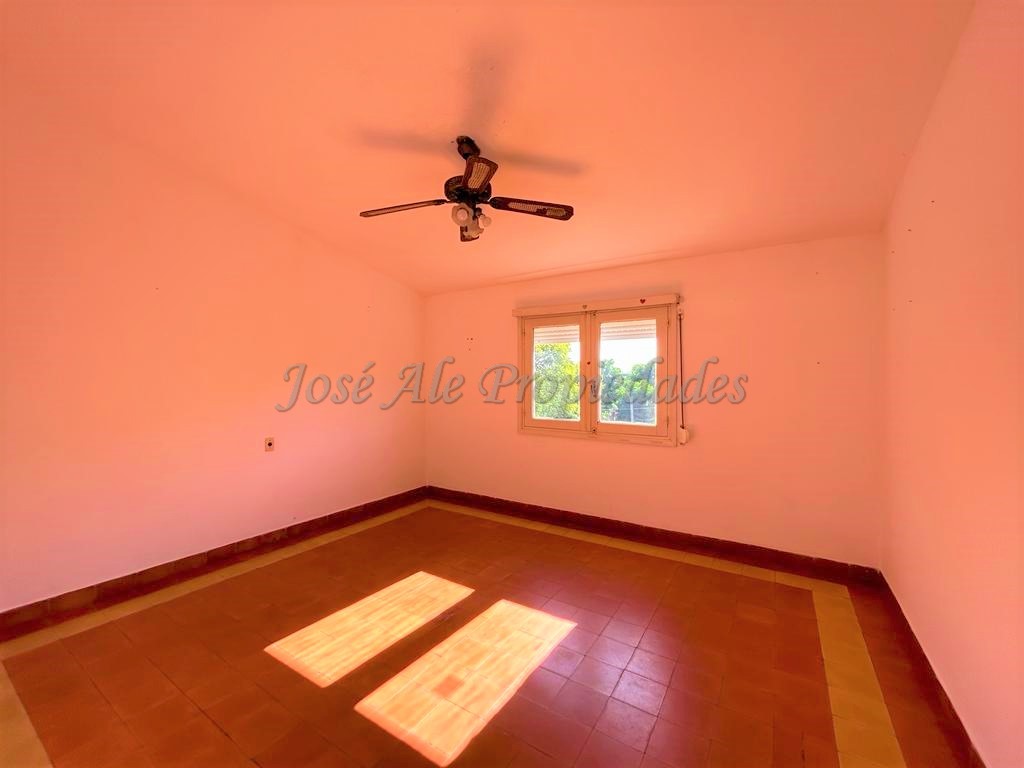 Imagen 4 de Vivienda ubicada en Complejo INVE, a metros de Colonia Shopping y zona comercial Tres Avenidas.