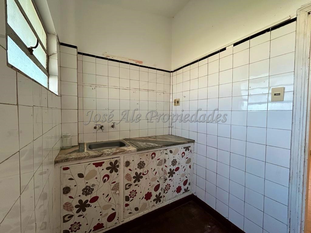 Imagen 7 de Vivienda ubicada en Complejo INVE, a metros de Colonia Shopping y zona comercial Tres Avenidas.