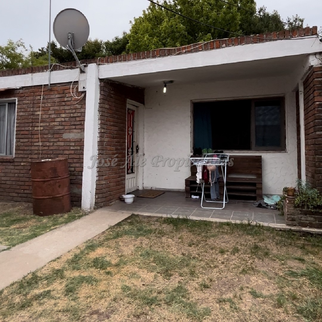 Imagen 9 de Tres propiedades en un mismo padrón, ideal para renta o para familia numerosa.