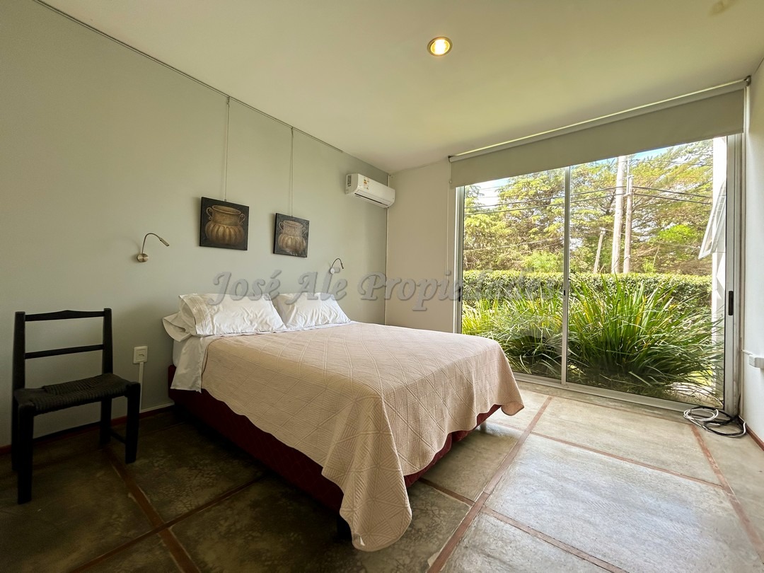 Imagen 3 de Hermosa propiedad ubicada en Fraccionamiento 4 Soles con ingreso independiente.