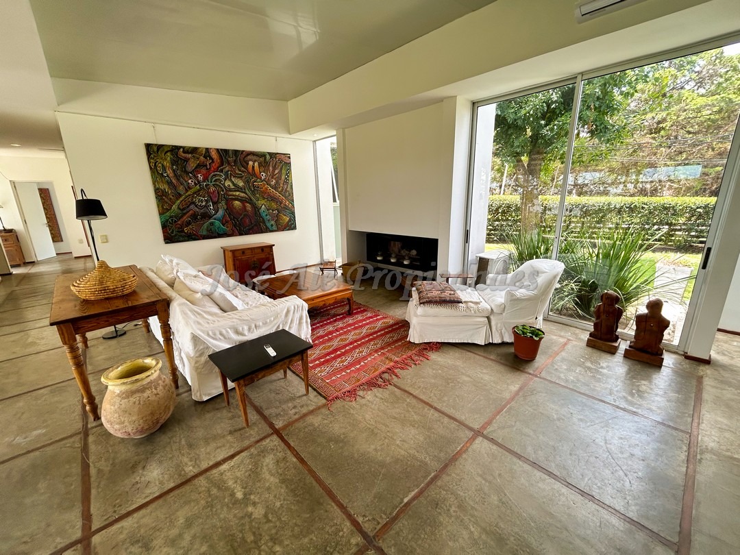 Imagen 5 de Hermosa propiedad ubicada en Fraccionamiento 4 Soles con ingreso independiente.