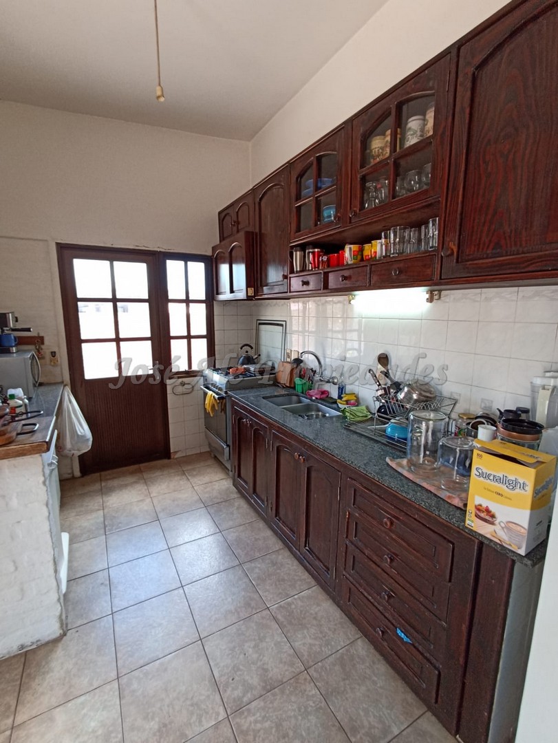 Imagen 4 de Linda casa ubicada en zona tranquila y balnearia, a solo 2 cuadras de Rambla y playas de Colonia.